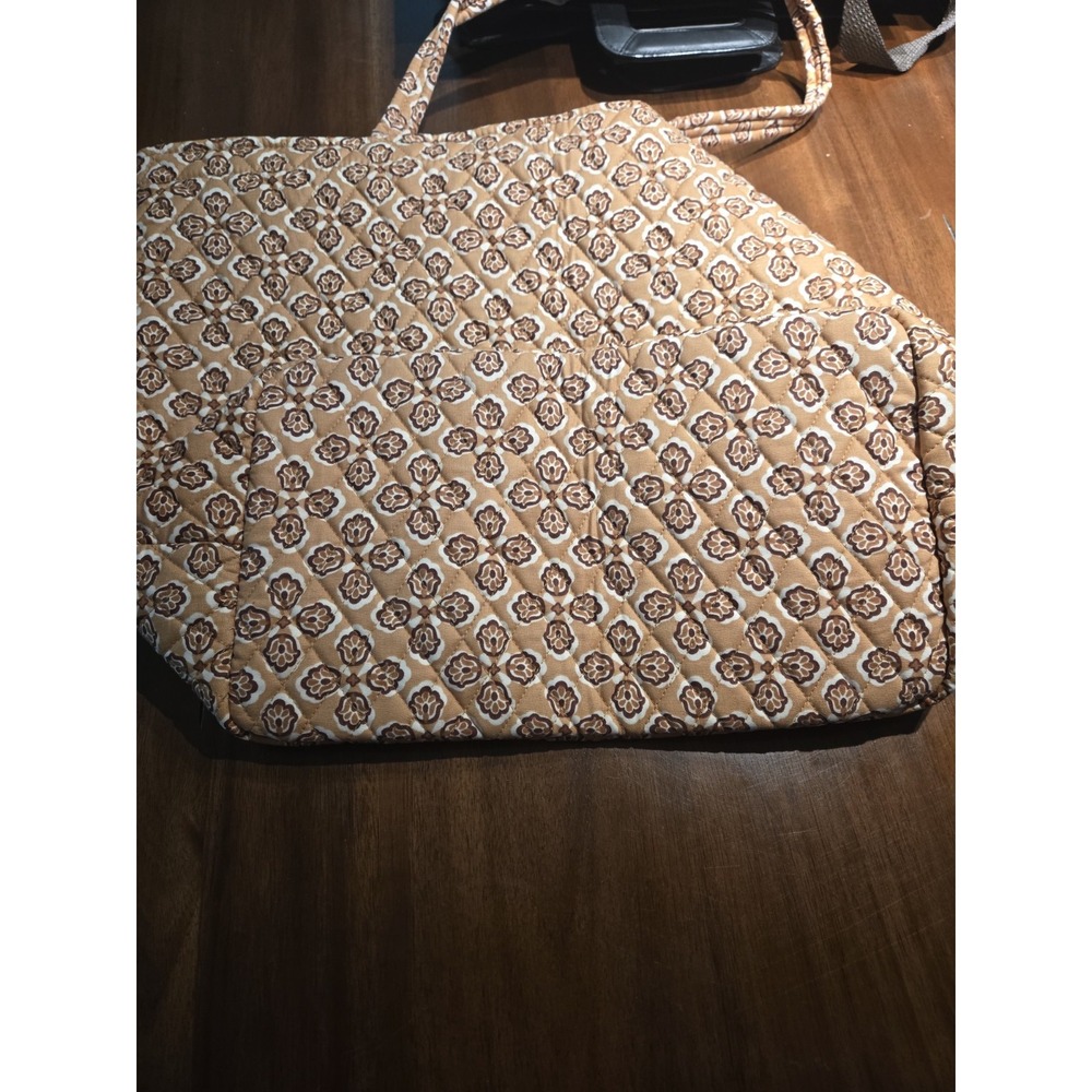 NWT Vera Bradley Grand Tote. Butter Cookie Medallion Apple Cinnamon. - Picture 6 of 14